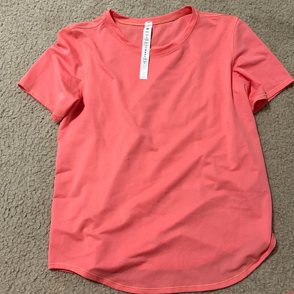 Lululemon High Neck Run and Train Tee size 6